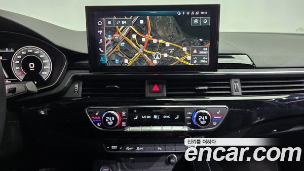 Audi A4 2022, фото 14