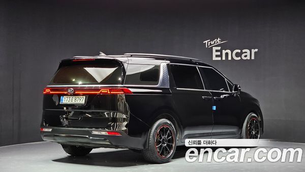 Kia Carnival 2021, фото 2