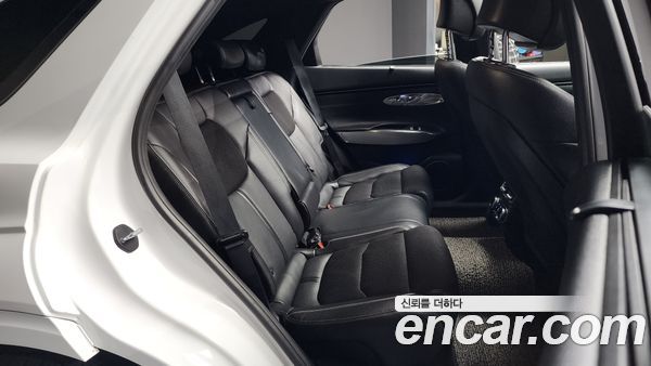 Genesis GV70 2021, фото 12