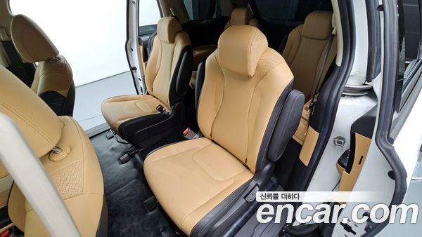 Kia Carnival 2021, фото 11