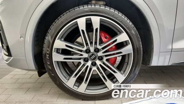 Audi SQ5 2021, фото 5