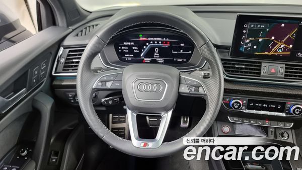 Audi SQ5 2021, фото 13