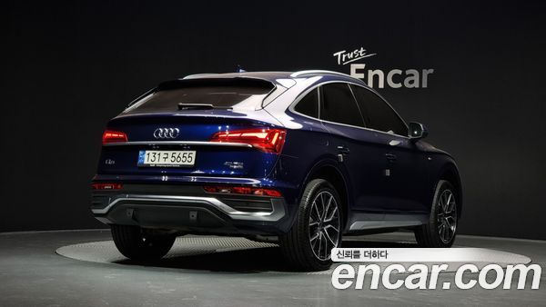 Audi Q5 2022, фото 2