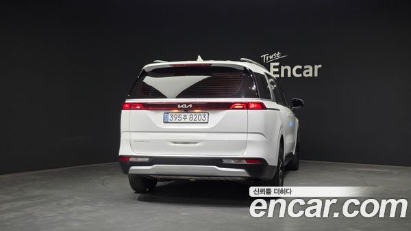 Kia Carnival 2023, фото 4