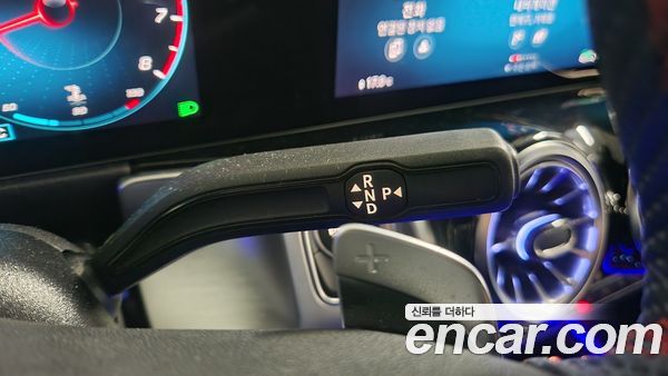 Mercedes-Benz GLB 2022, фото 9
