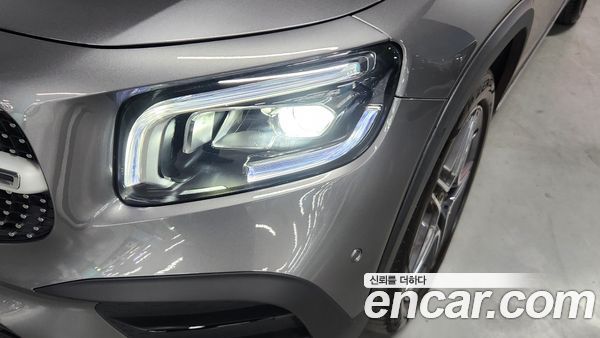 Mercedes-Benz GLB 2022, фото 13
