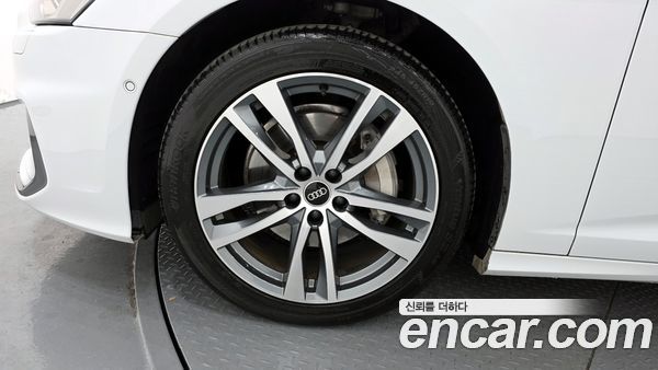 Audi A6 2021, фото 5