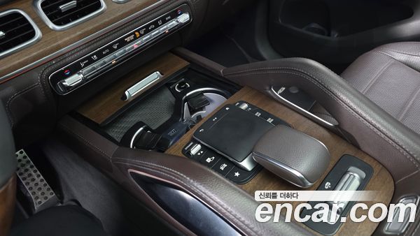 Mercedes-Benz GLS 2020, фото 17