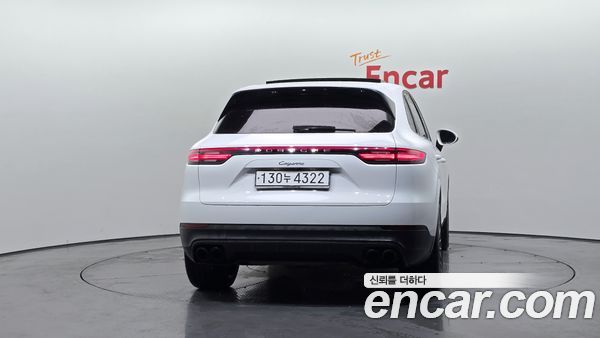 Porsche Cayenne 2020, фото 4