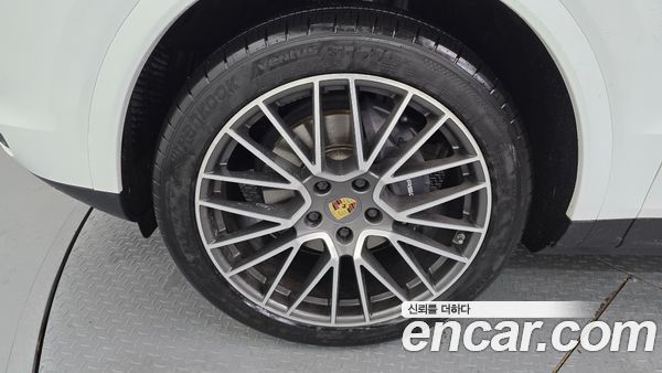 Porsche Cayenne 2020, фото 5