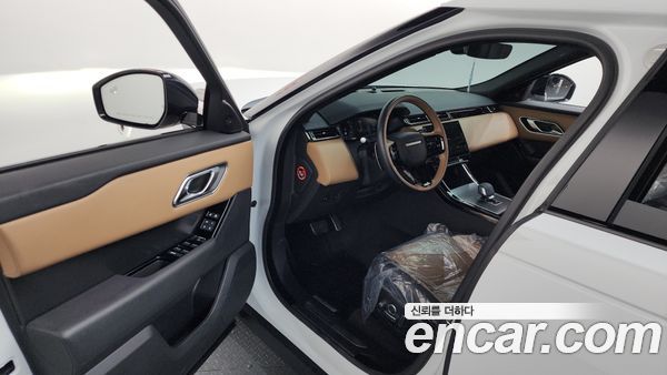 Land Rover Range Rover Velar 2025, фото 9