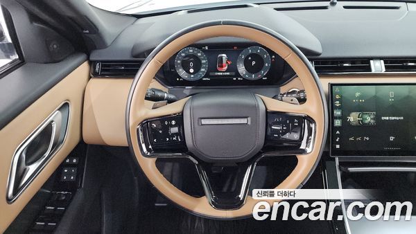 Land Rover Range Rover Velar 2025, фото 12