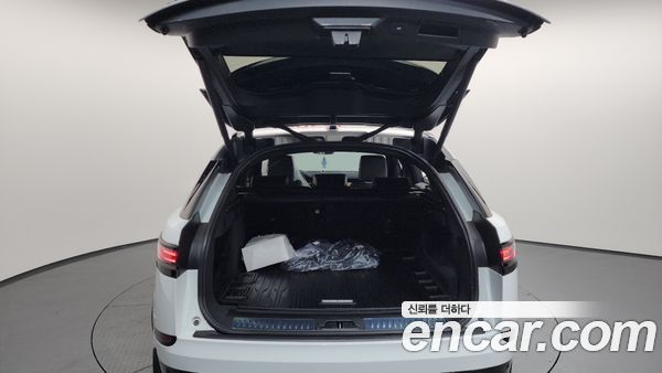 Land Rover Range Rover Velar 2025, фото 19