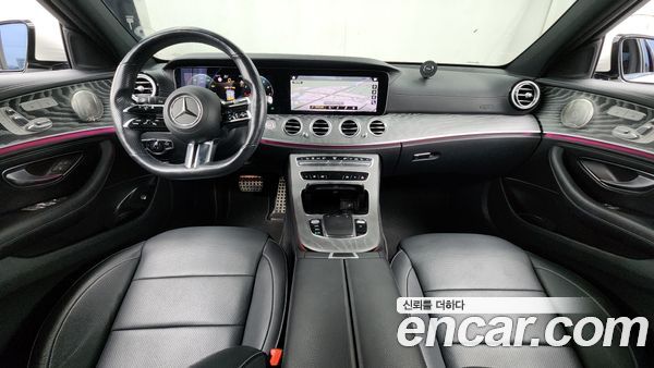 Mercedes-Benz E-Class 2022, фото 7
