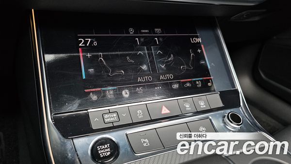 Audi A6 2021, фото 17
