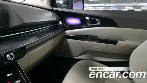 Kia Carnival 2023, фото 18
