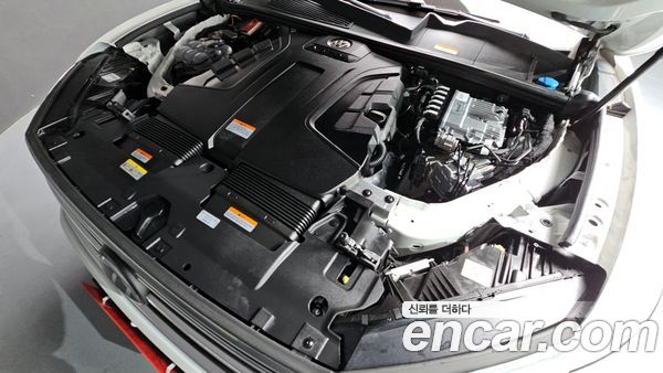Volkswagen Touareg 2024, фото 6