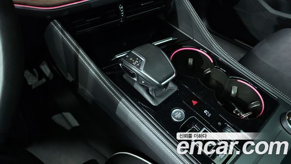 Volkswagen Touareg 2024, фото 9