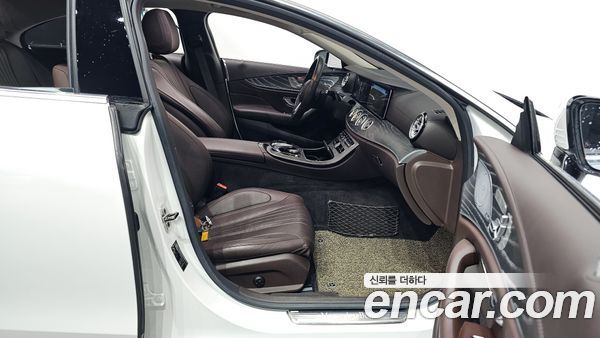 Mercedes-Benz CLS 2020, фото 11