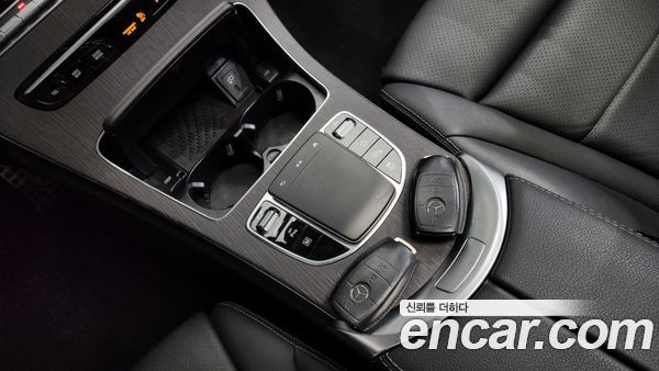 Mercedes-Benz GLC 2021, фото 9