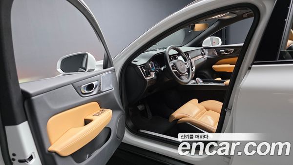 Volvo V60 2023, фото 10