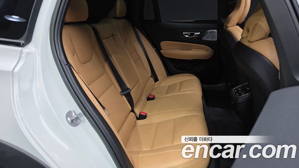 Volvo V60 2023, фото 12