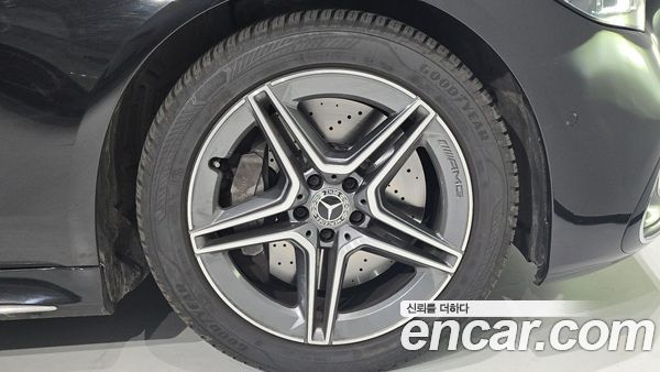 Mercedes-Benz S-Class 2023, фото 5