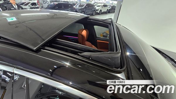 Mercedes-Benz S-Class 2023, фото 14