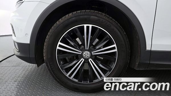 Volkswagen Tiguan 2020, фото 5