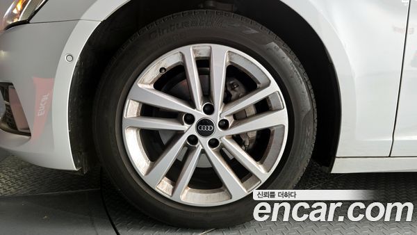 Audi A6 2023, фото 5