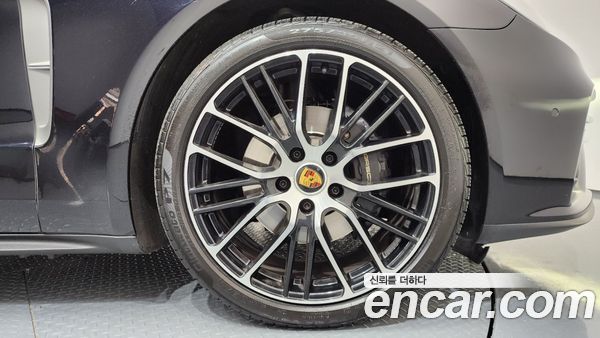 Porsche Panamera 2023, фото 5