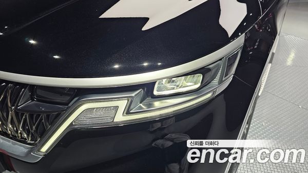 Kia Carnival 2021, фото 8