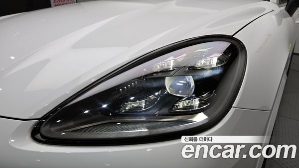 Porsche Cayenne 2023, фото 8