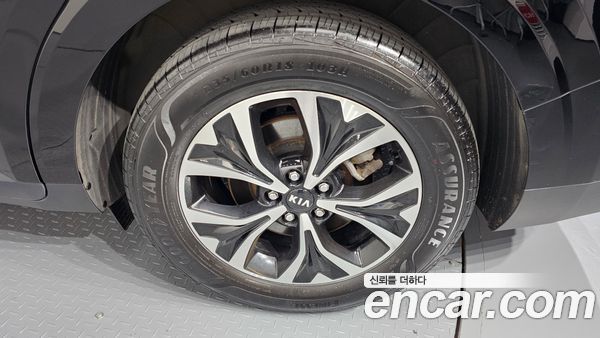 Kia Carnival 2021, фото 7
