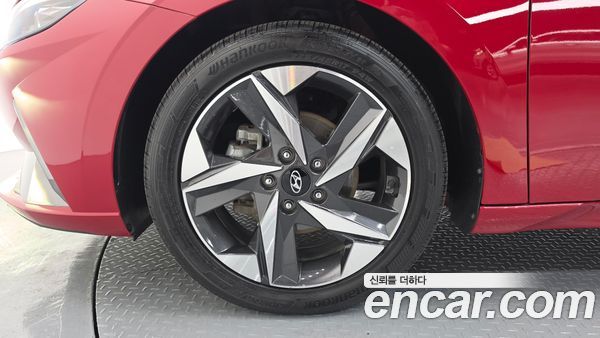 Hyundai Elantra 2022, фото 5