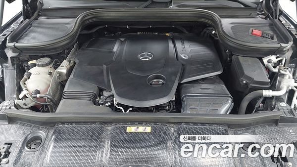 Mercedes-Benz GLE 2023, фото 6