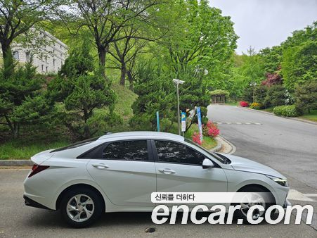 Hyundai Elantra 2021, фото 6