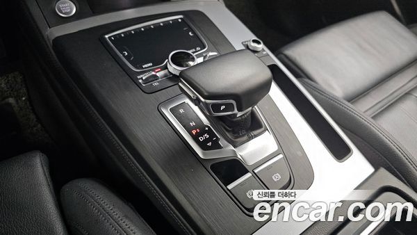 Audi Q5 2020, фото 12