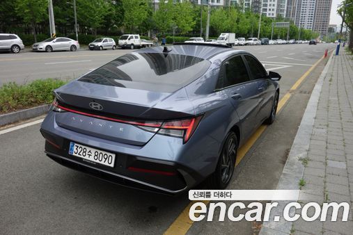 Hyundai Elantra 2024, фото 7
