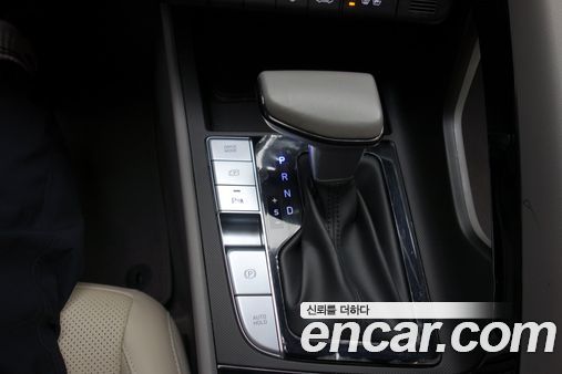 Hyundai Elantra 2024, фото 14