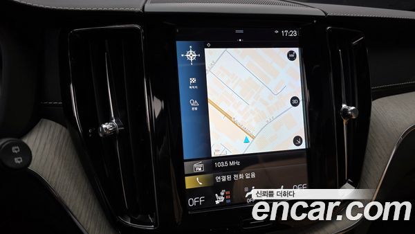 Volvo XC60 2020, фото 31