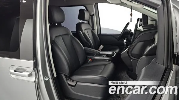 Hyundai Staria 2024, фото 18