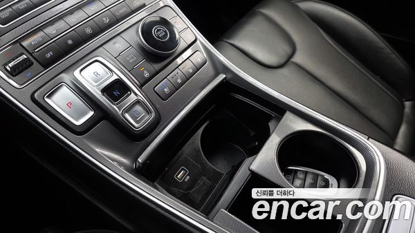 Hyundai Santa Fe 2021, фото 12