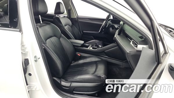 Kia K5 2023, фото 17
