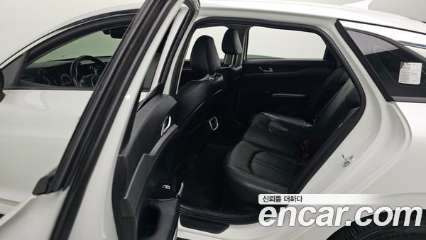 Kia K5 2023, фото 19