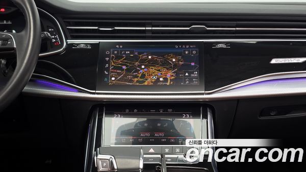 Audi Q7 2021, фото 14