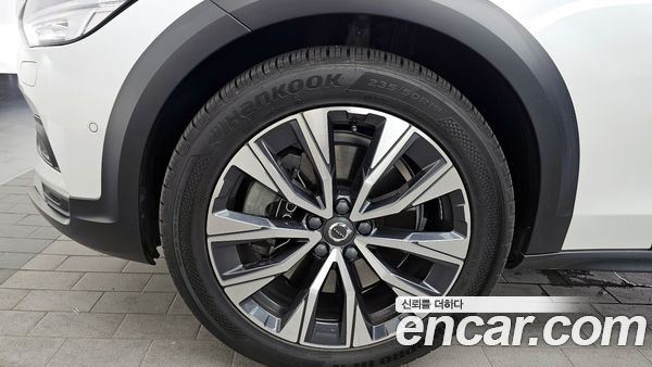 Volvo V90 2021, фото 5