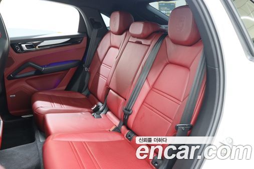 Porsche Cayenne 2020, фото 9