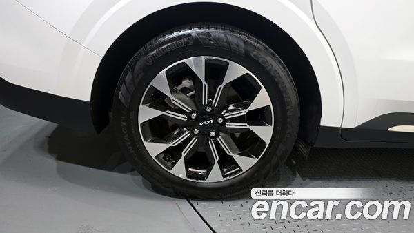 Kia Carnival 2023, фото 5
