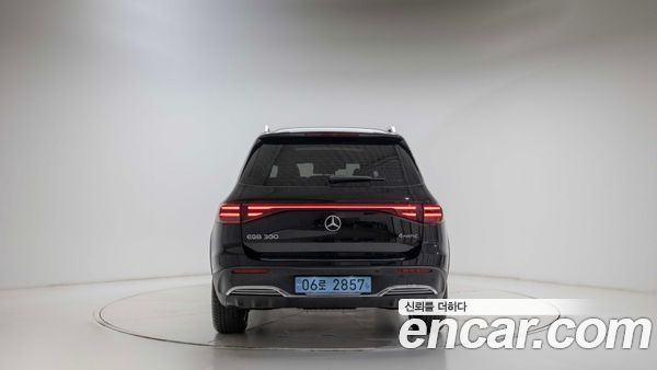 Mercedes-Benz EQB 2025, фото 4